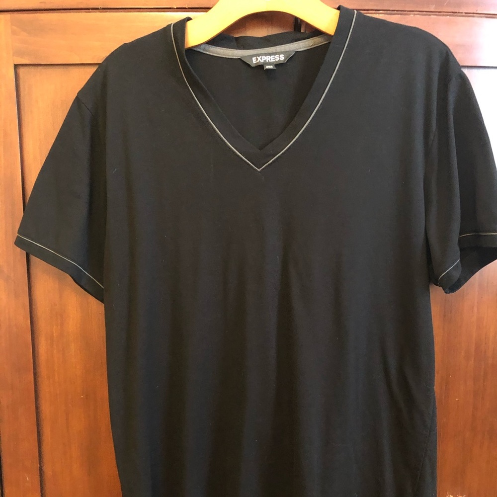 Express V-neck black T-shirt